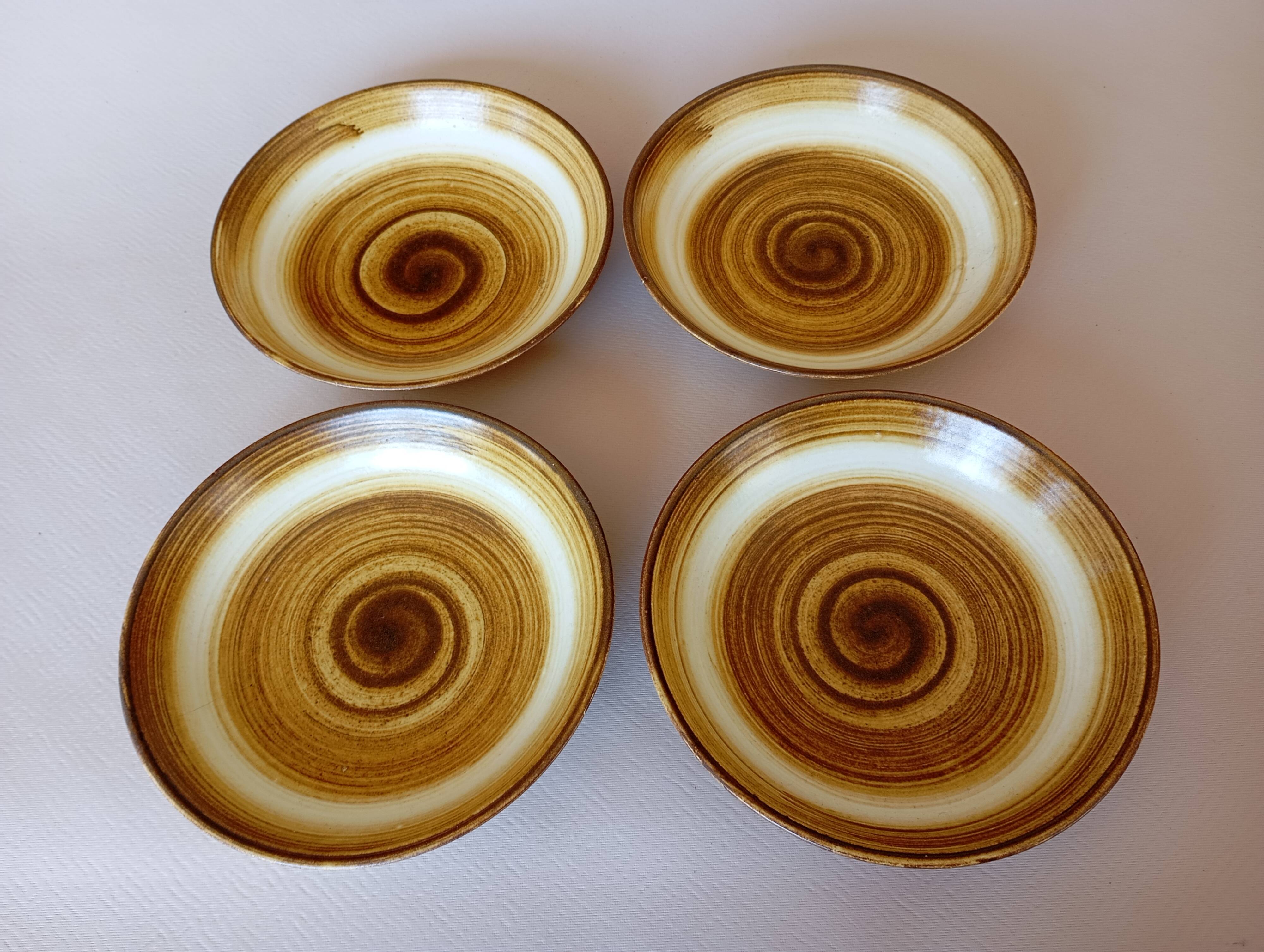 4 Longchamp calotte plates