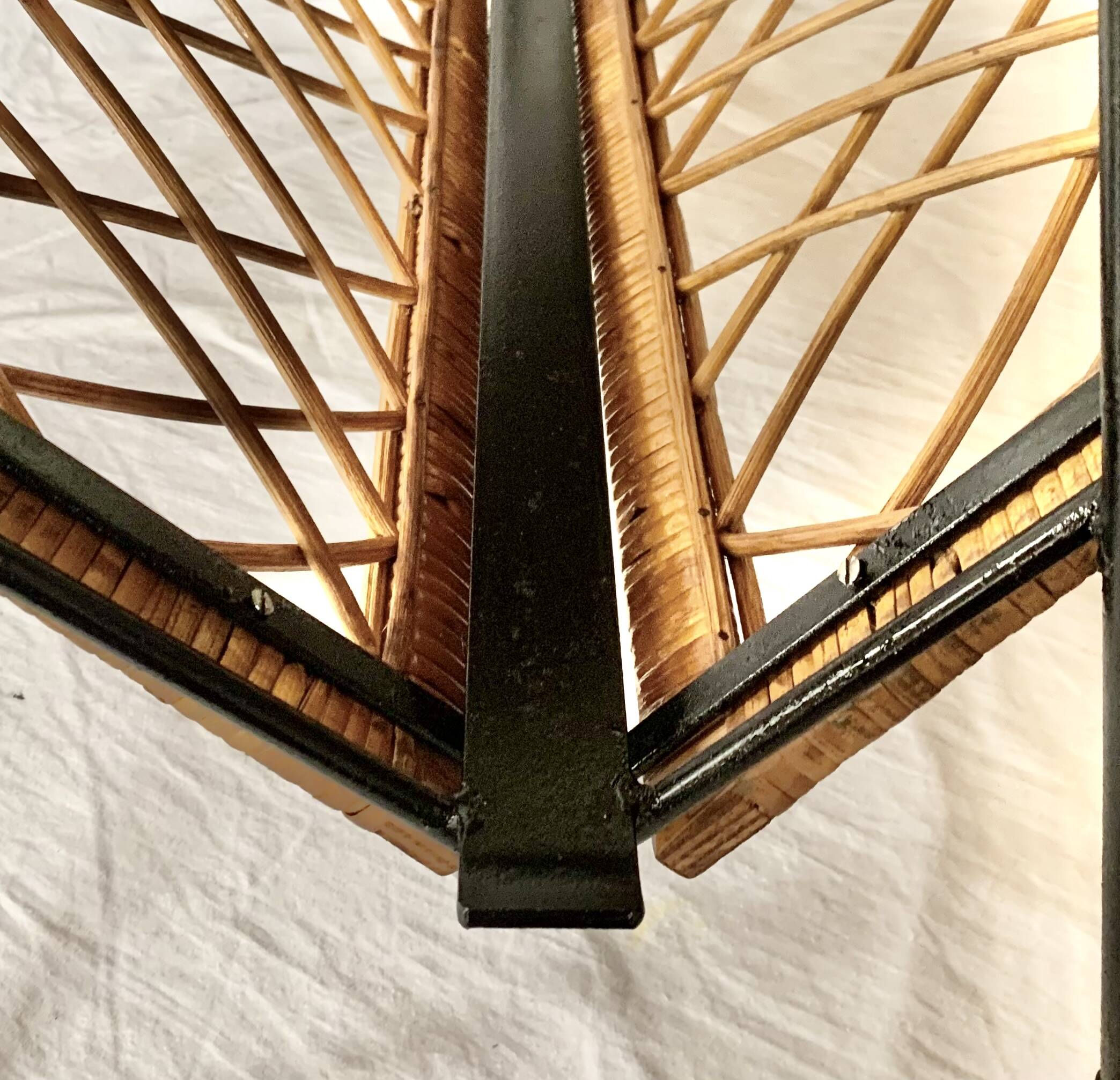 Vintage magazine rack in black metal, wood and rattan with ceramic ashtray