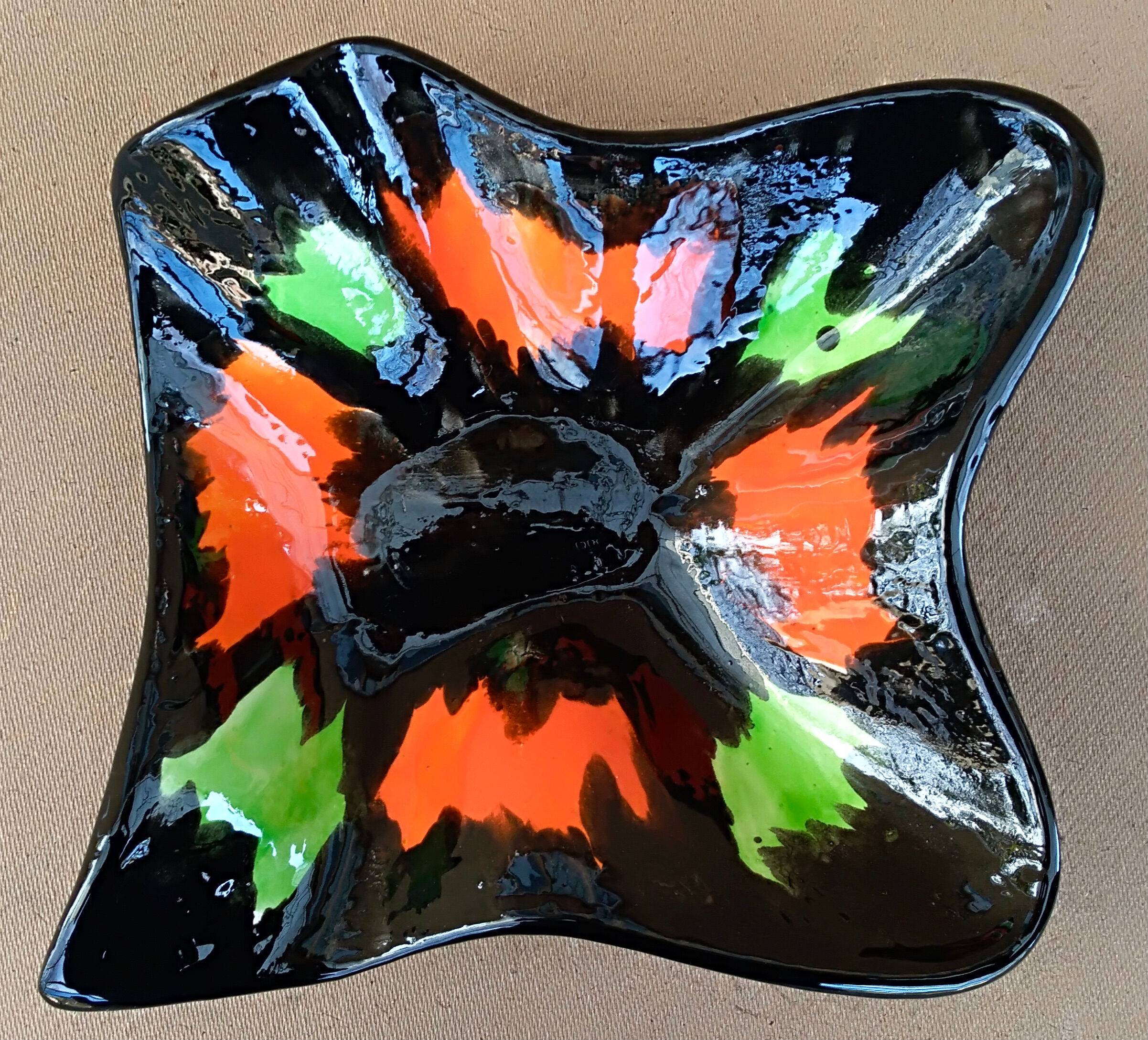 Ceramic fruit cup 60s