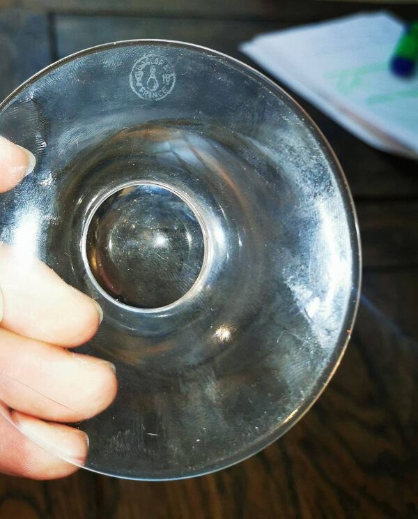 Vase ''tulipe'' en cristal gravé de Baccarat, modèle Erna