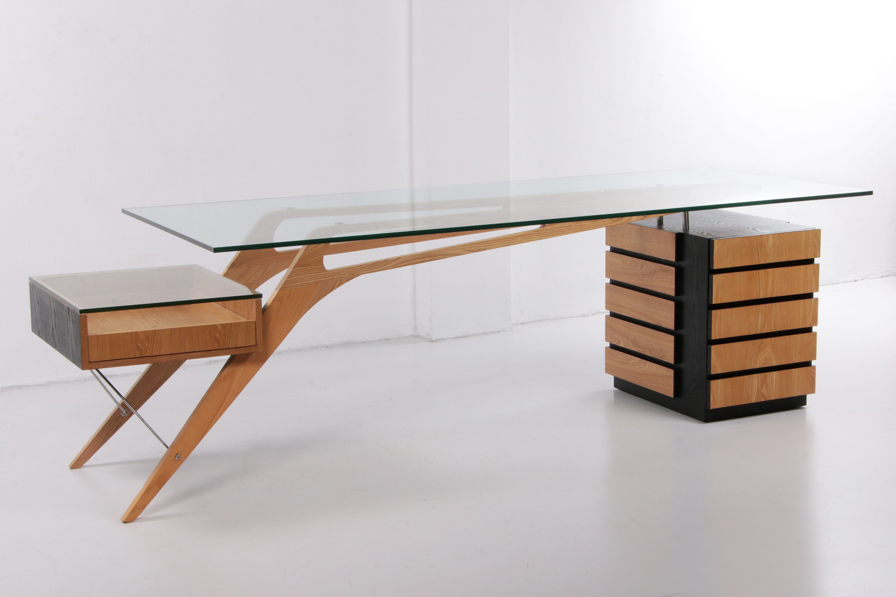Zanotta Cavour CM desk designed by Carlo Mollino in 1949