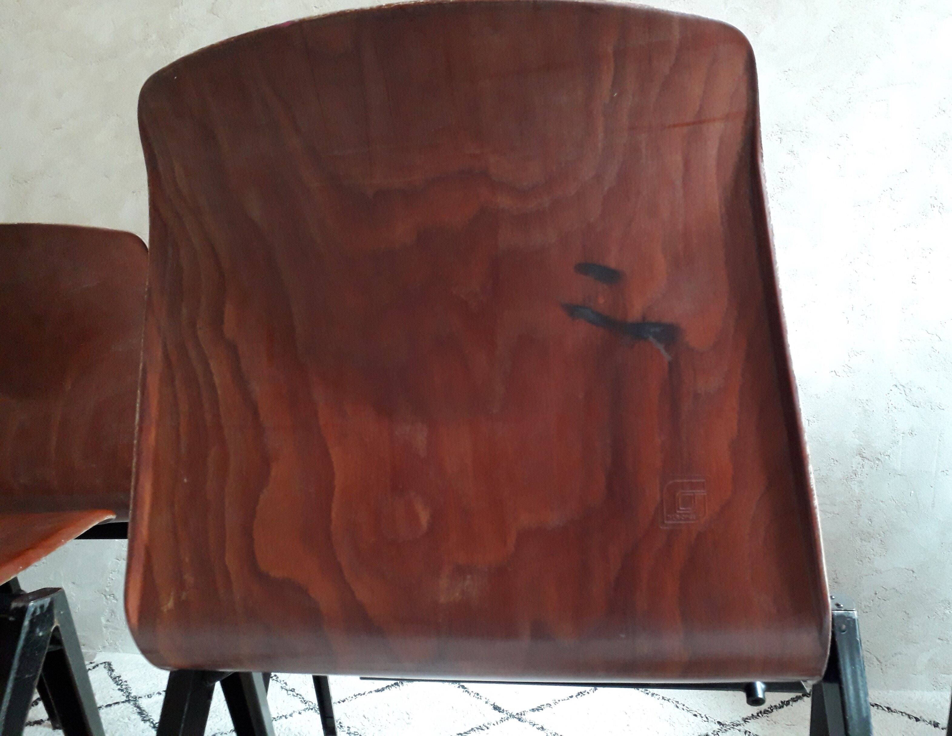 Set of 5 stackable 60s Pagholz chairs