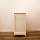 1940's kitchen cabinet