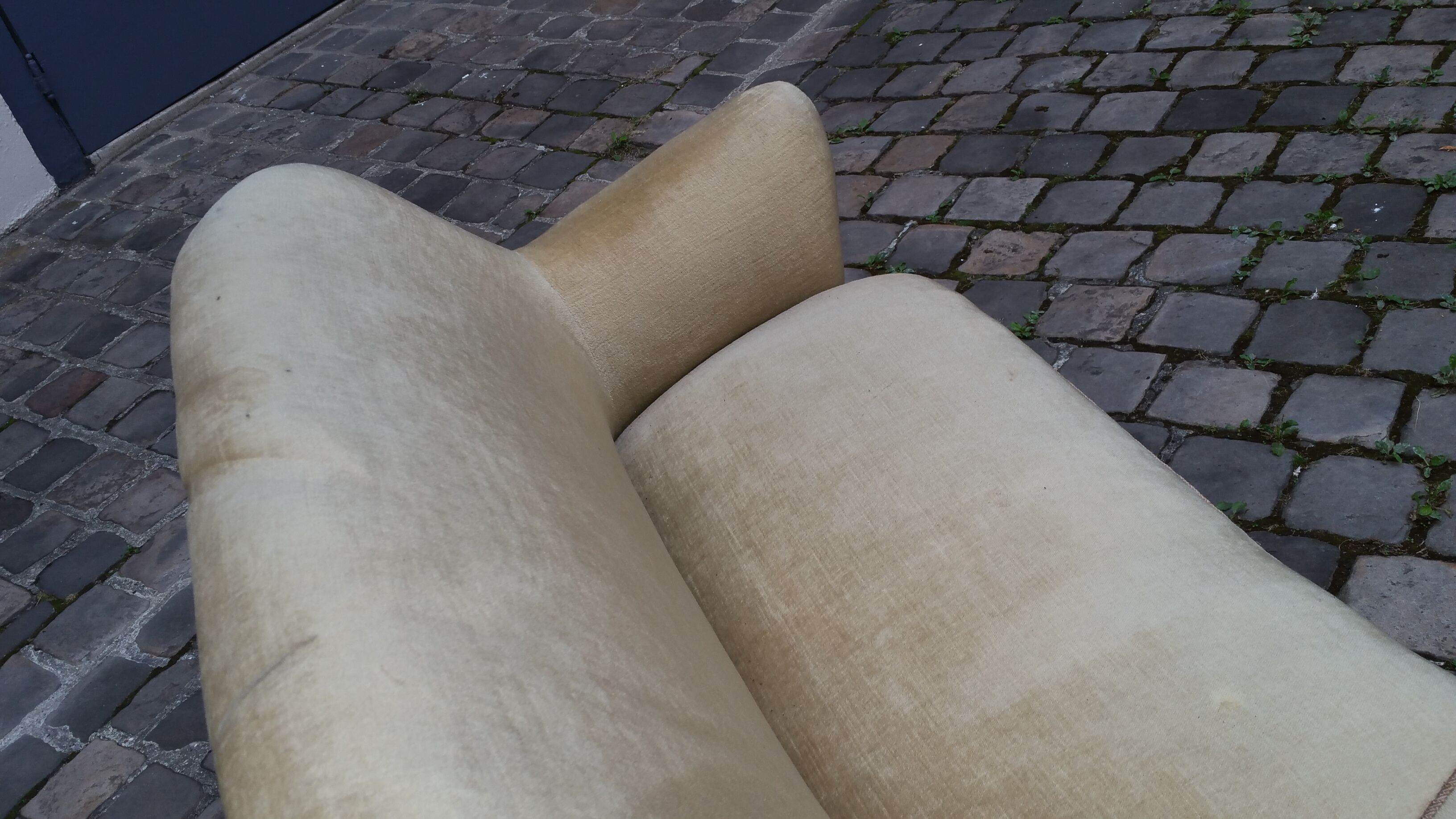 Asymmetric Organic 50s sculptural sofa