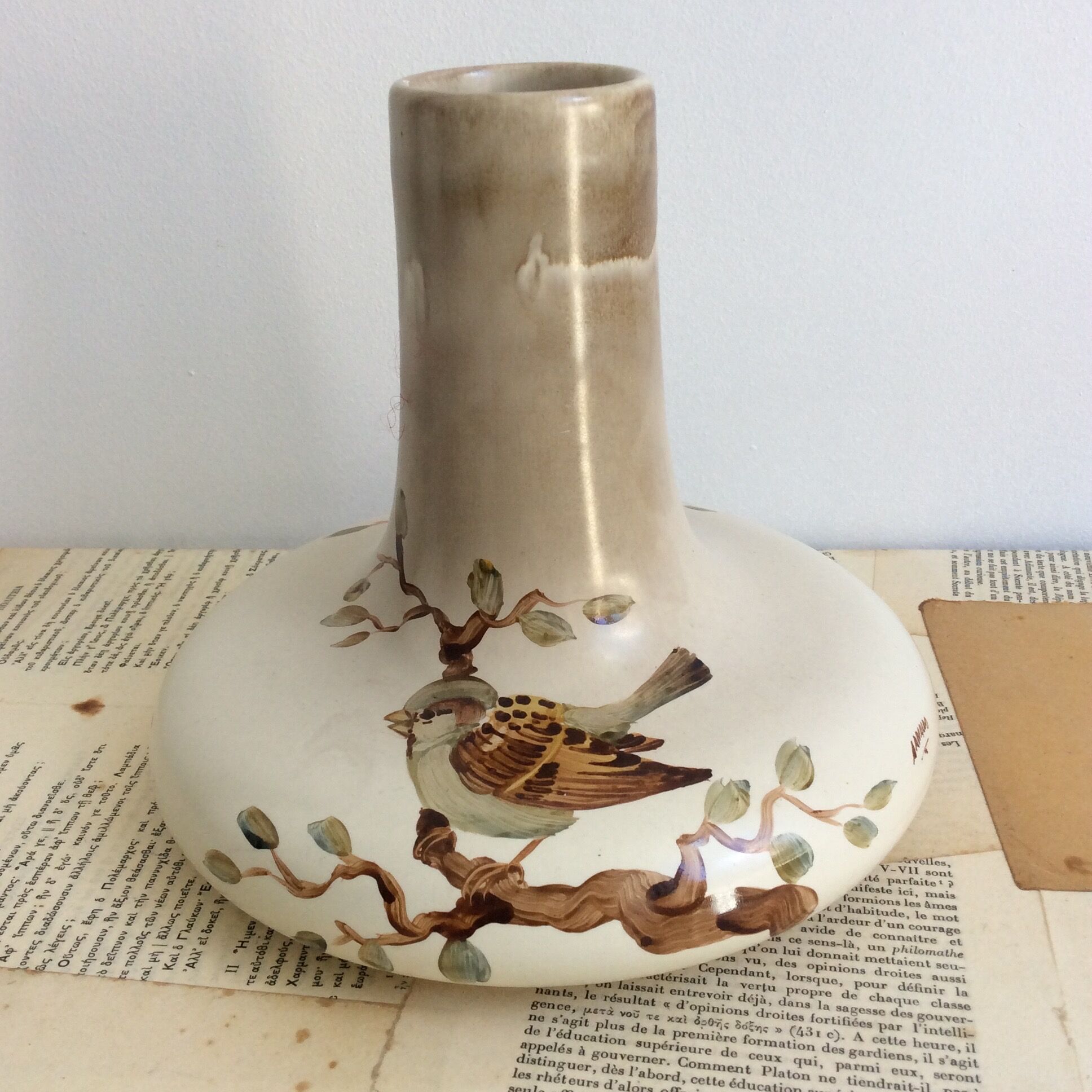 Vintage vase faience sparrow bird signed arnaldo italian ceramic