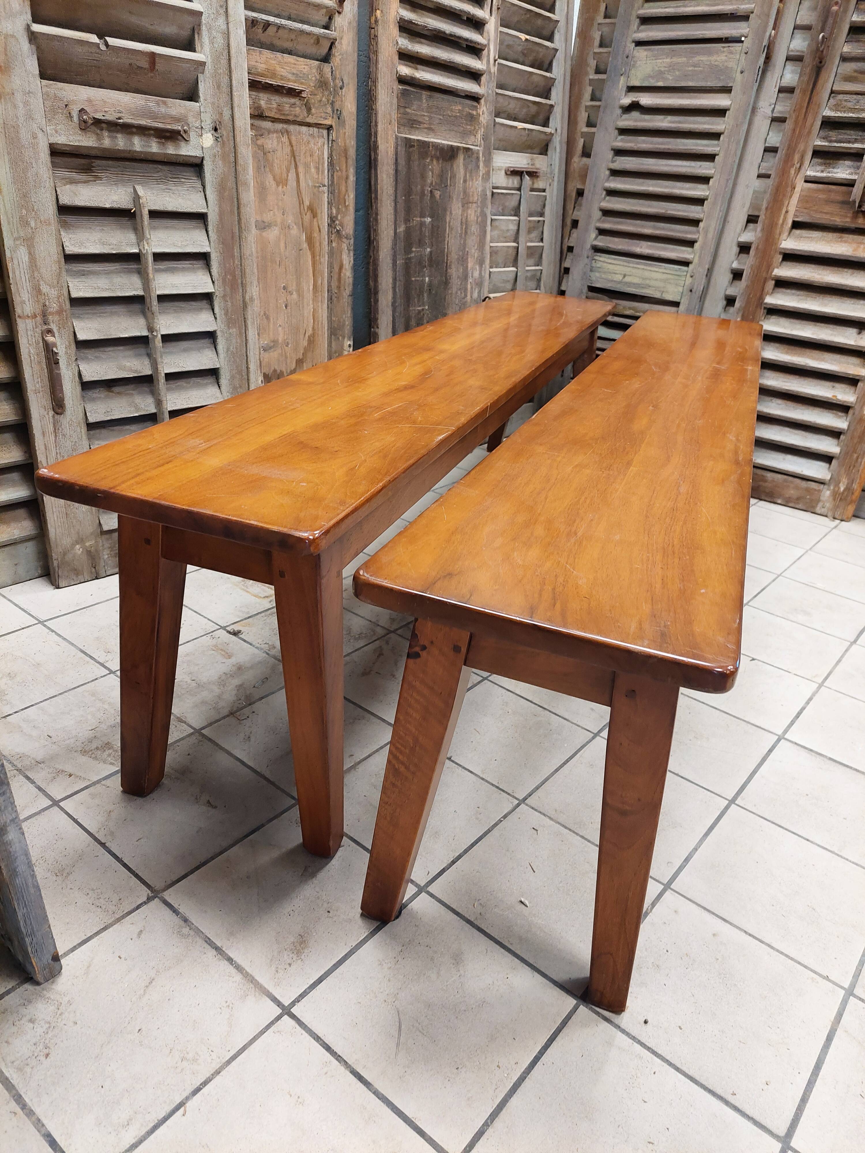 2 benches