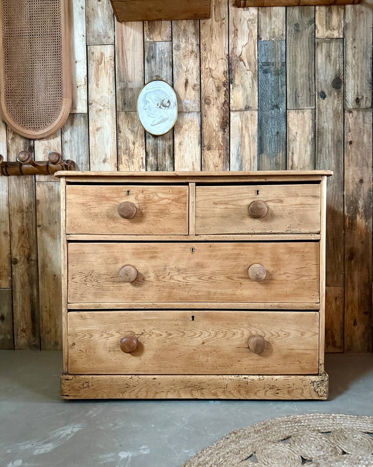 Antique English chest of drawers (renovated)