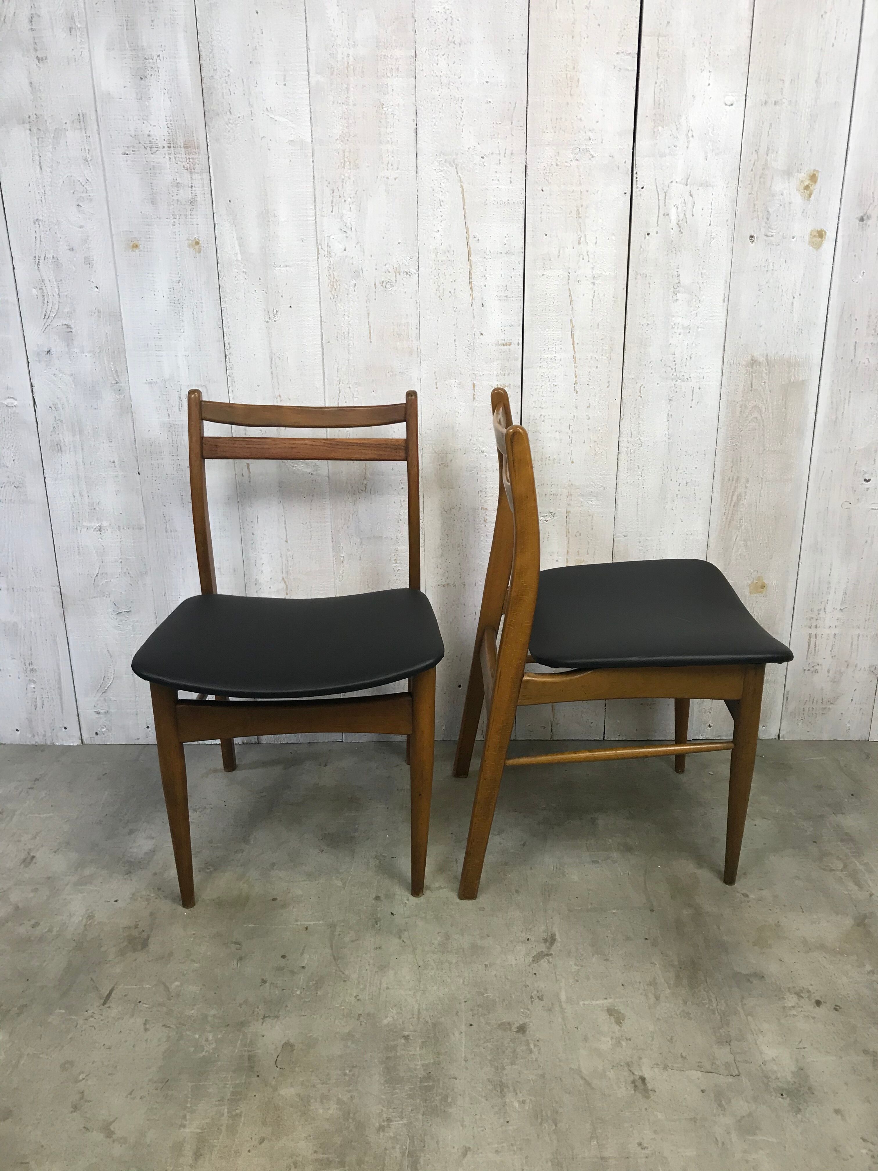 Pair of mismatched scandinavian chairs 60s