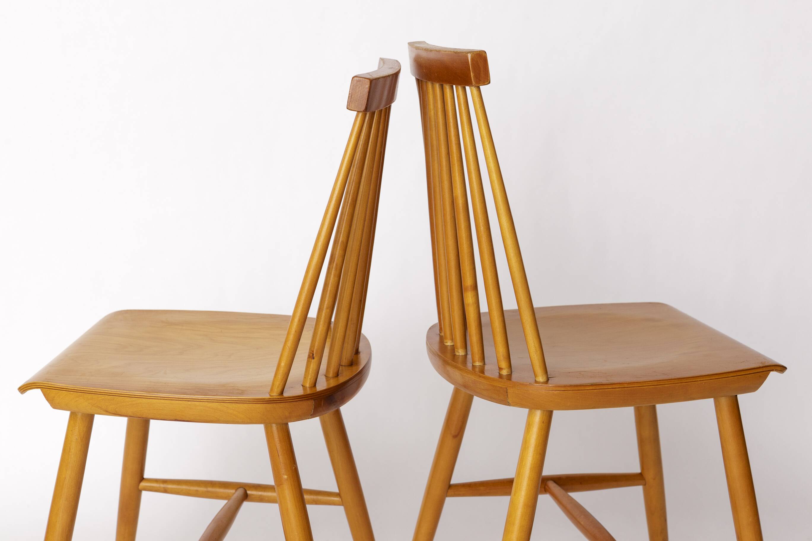 Pair Yngve Ekström "Pinocchio" Dining Chairs – Swedish Beechwood, 1960s