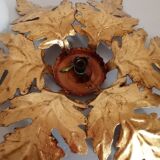Flower-shaped ceiling lamp