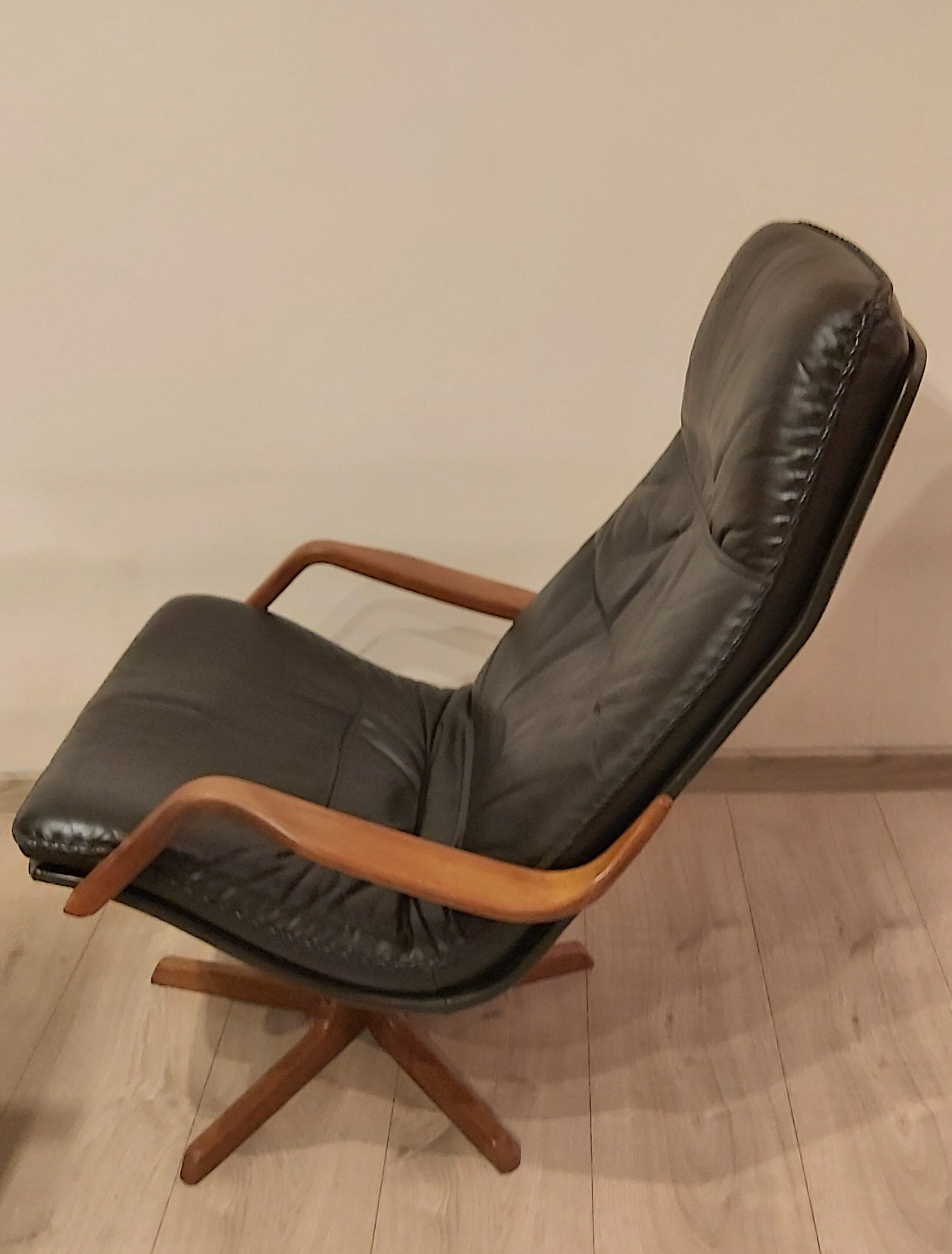 Swivel armchair with footrest, Berg Forniture, Denmark, 1970s