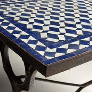 Table d'appoint en mosaïque et fonte