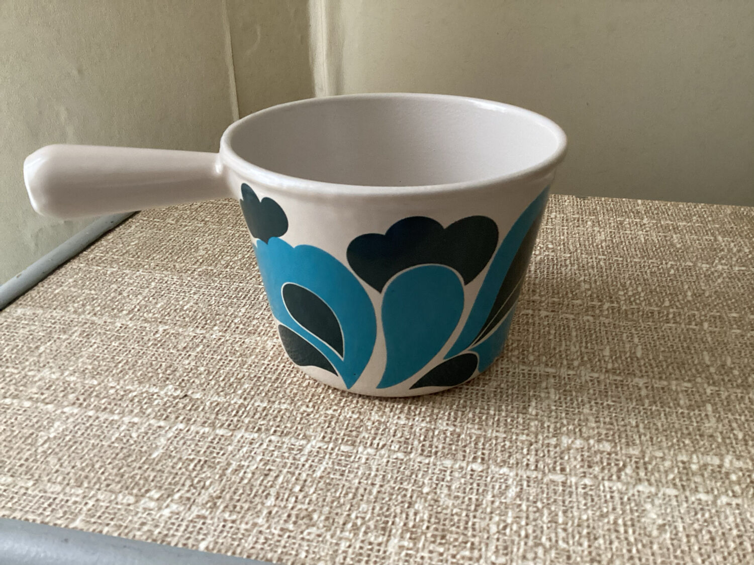 Pan the Creuset 70s