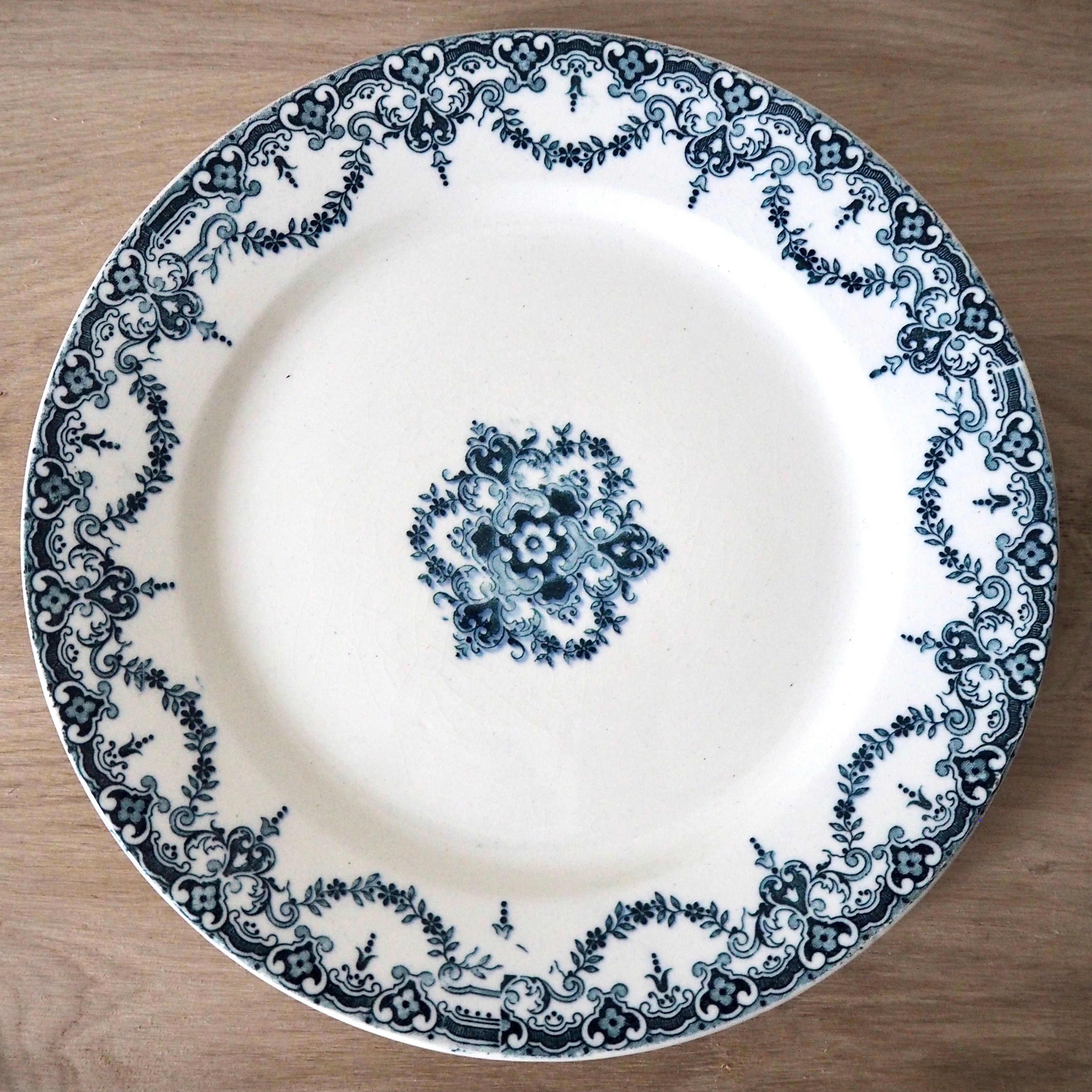 Set de 5 assiettes dépareillées Terre de Fer