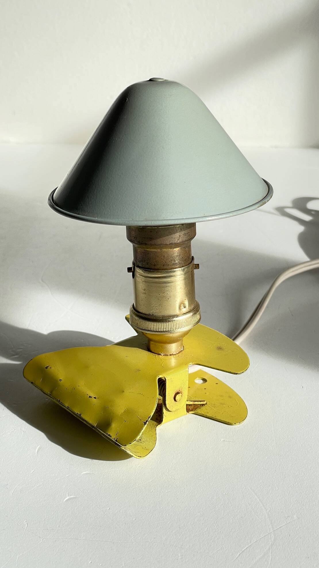 Vintage mushroom spotlight lamp