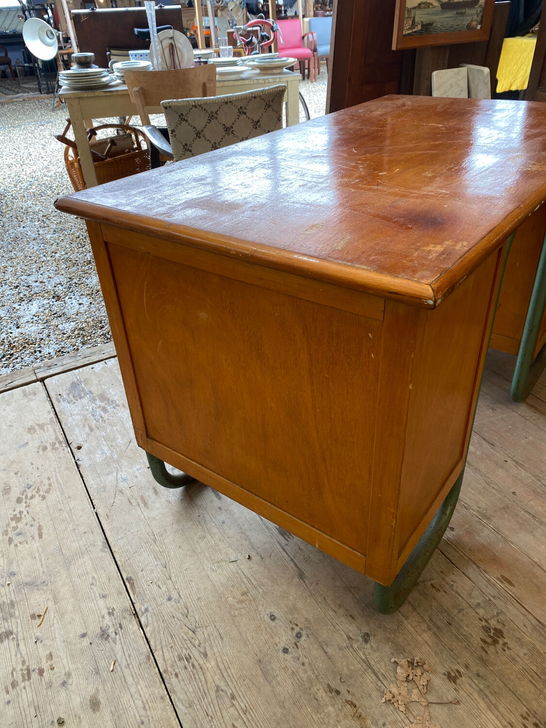 Bureau d’instituteur Stella