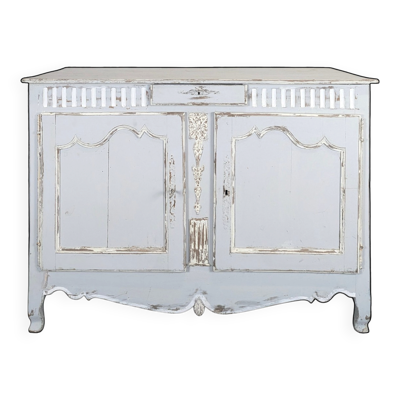 Buffet Louis XV en chêne patiné gris clair deux portes un tiroir