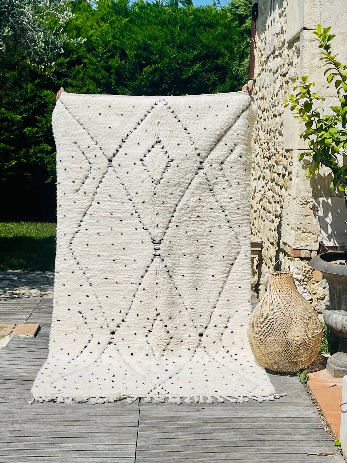 New M'rit polka dot rug