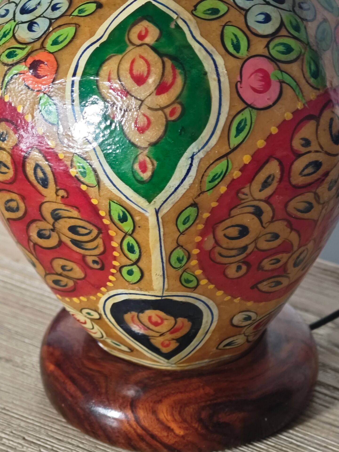 Handcrafted lamp
