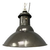 Lampe à suspension industrielle française en émail noir de taille moyenne