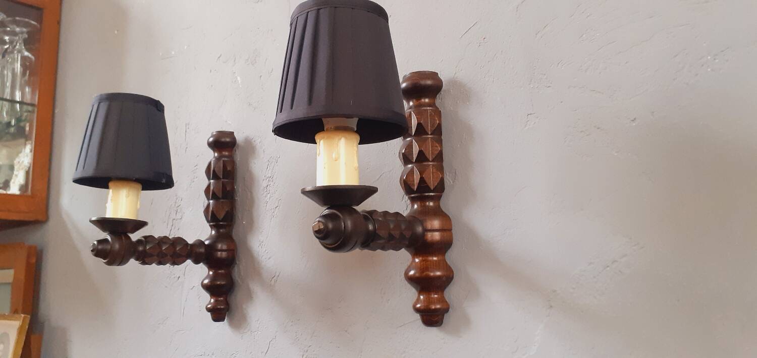 Pair of 60s Brutalist wall lights in varnished wood