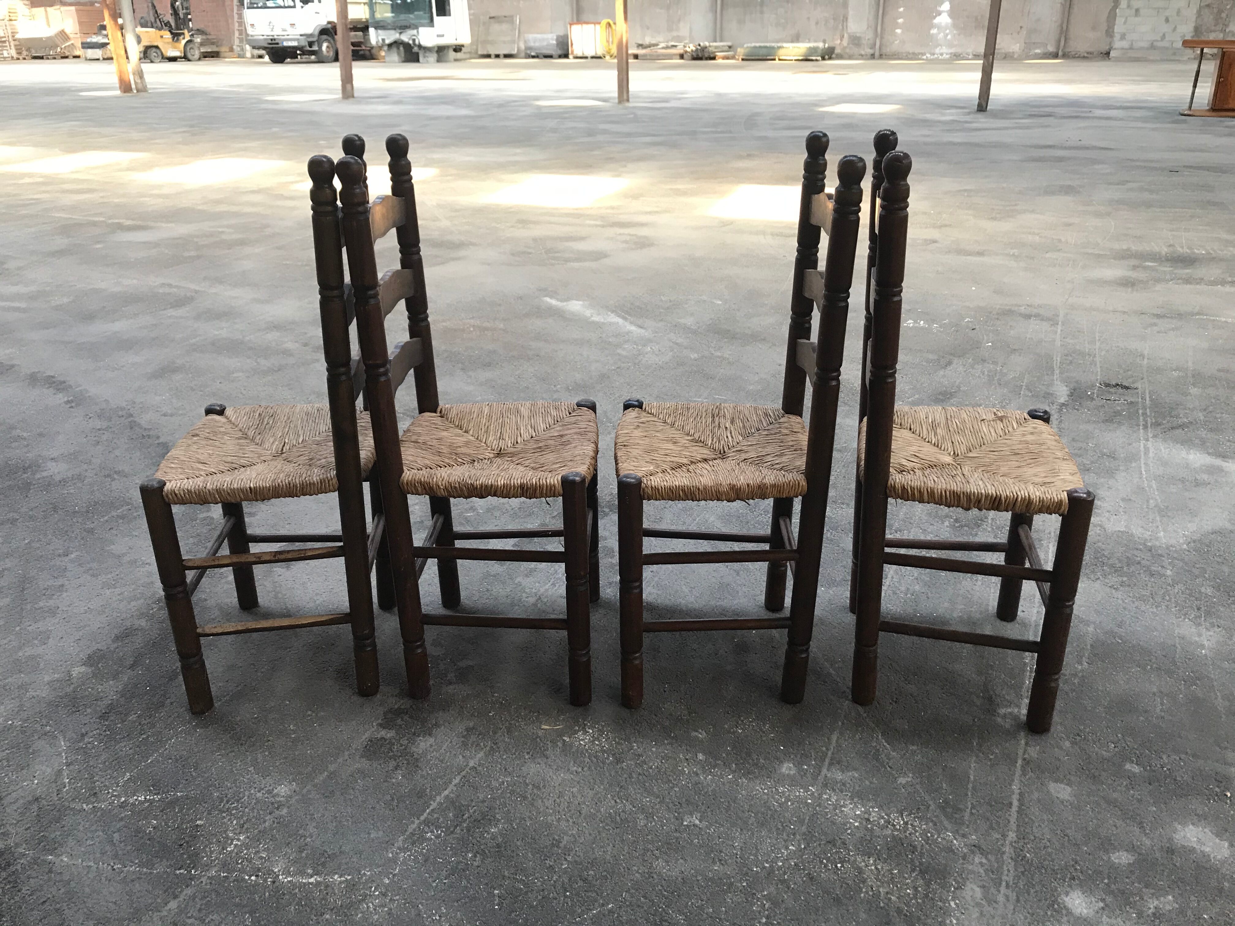 Suite of 4 rustic chairs mulched