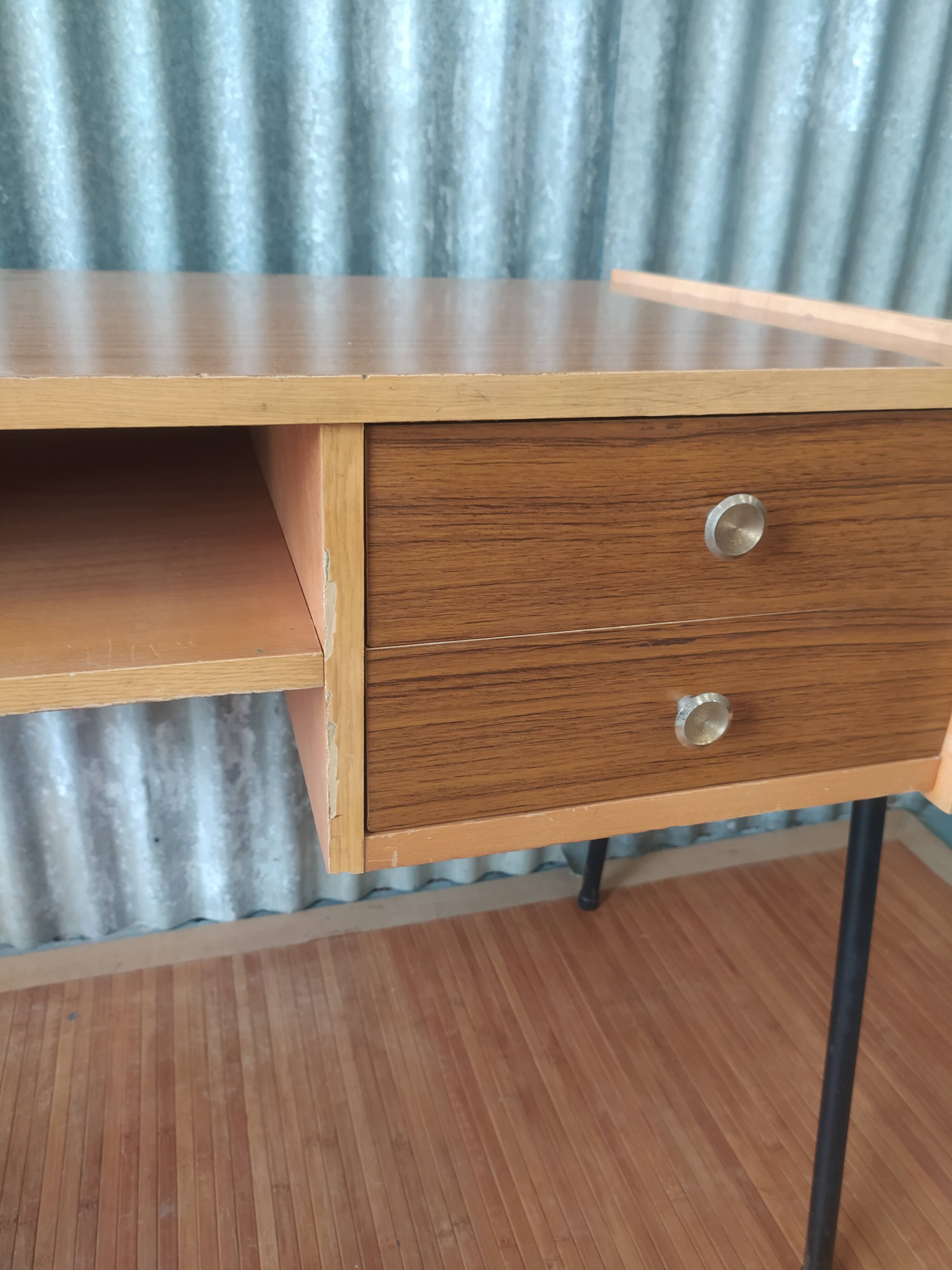 Vintage office