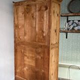 Raw wood wardrobe