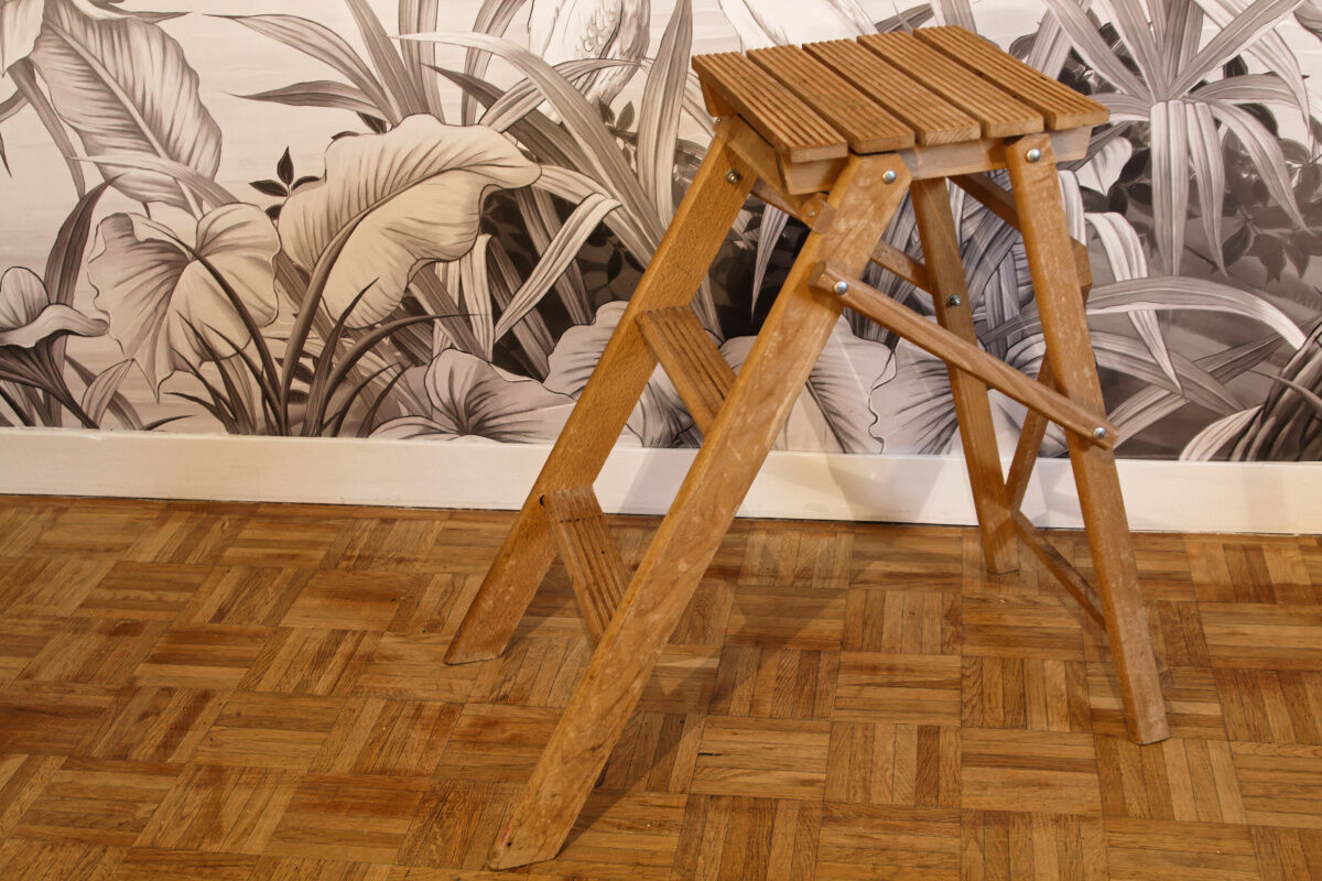 Folding wooden stepladder