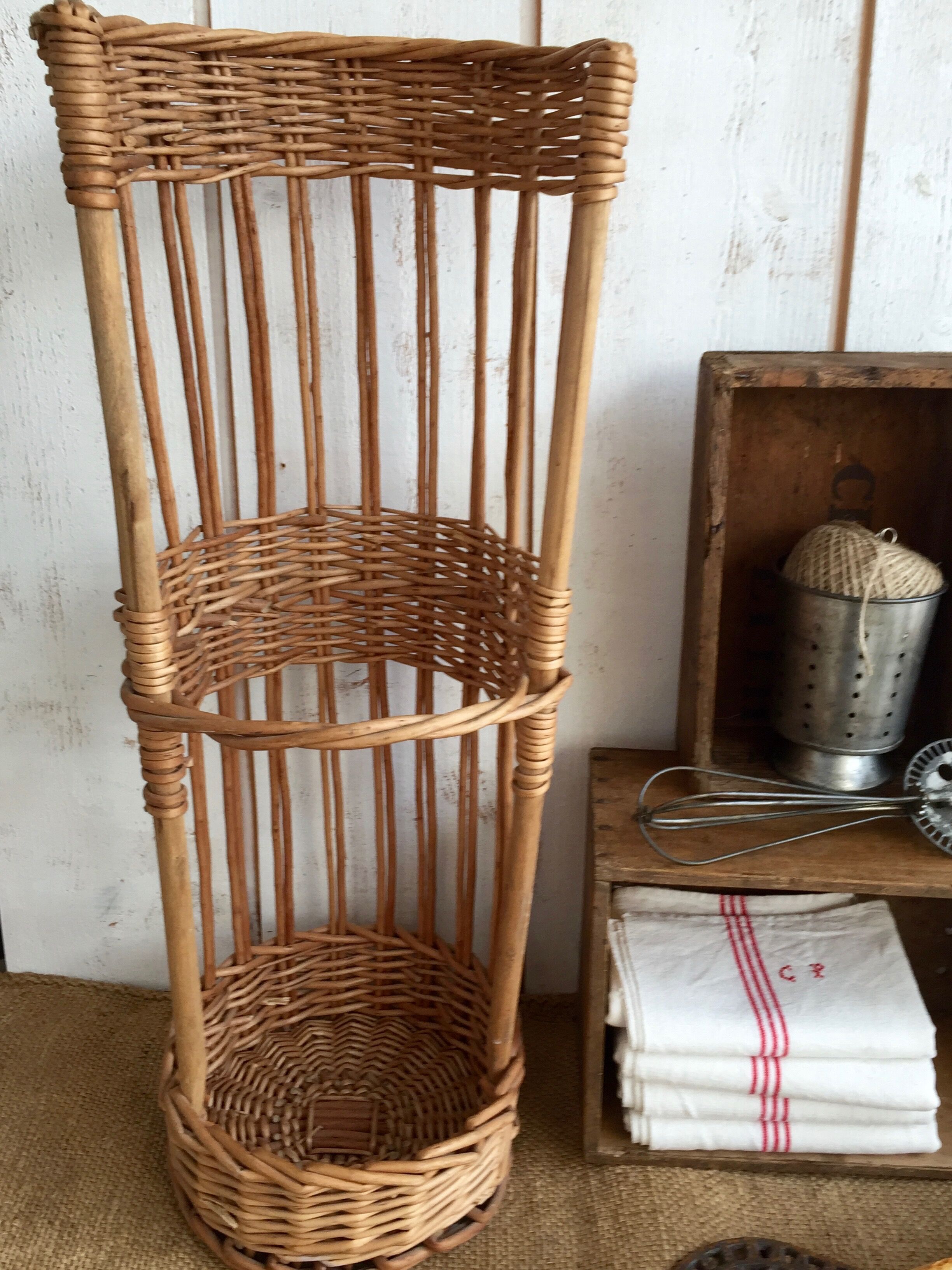 Bakery basket