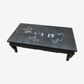 Chinese coffee table lacquered and mother-of-pearl