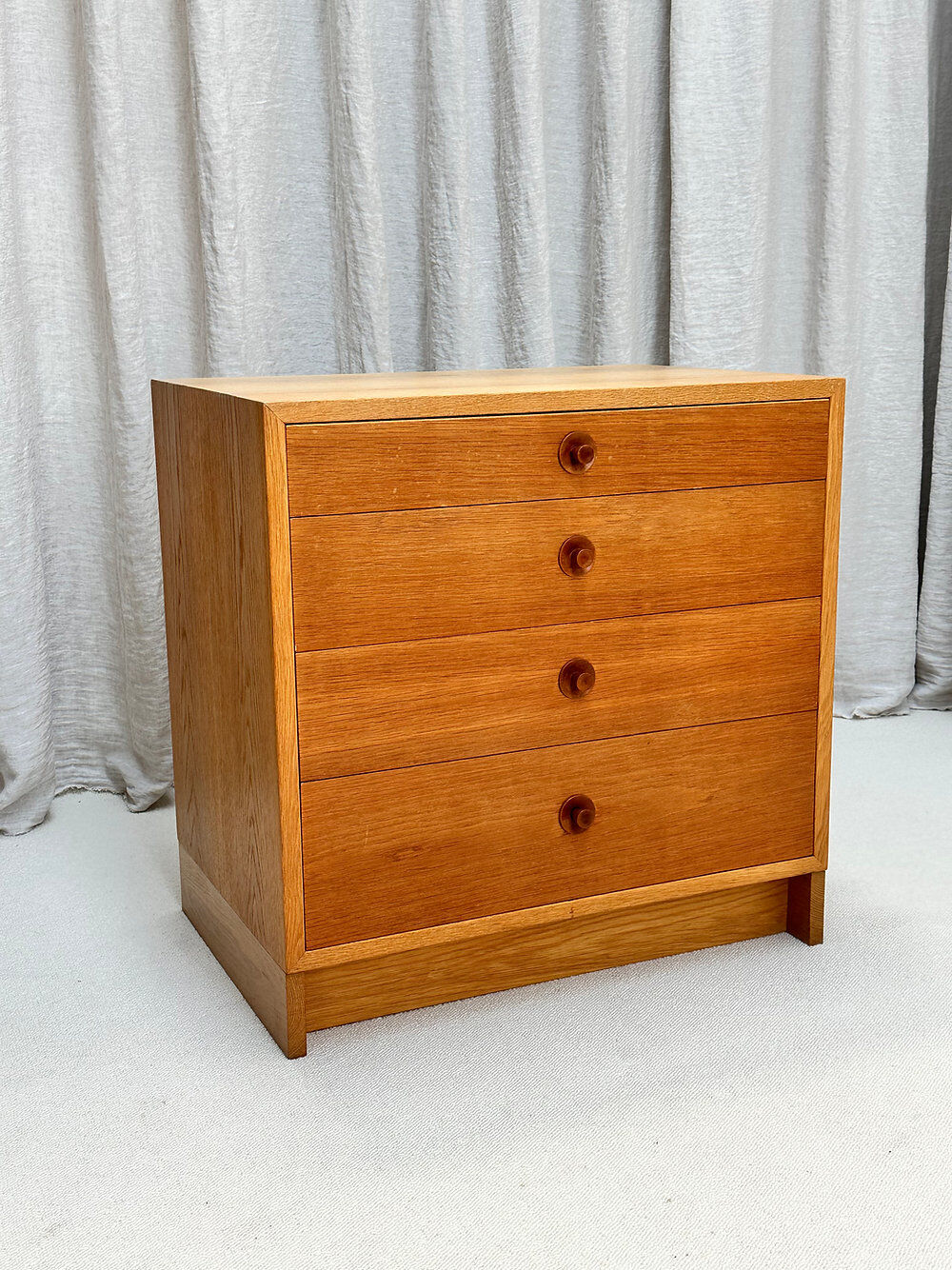 Petite commode en chêne, ‘Öresund’, Børge Mogensen, Andersson & Söner