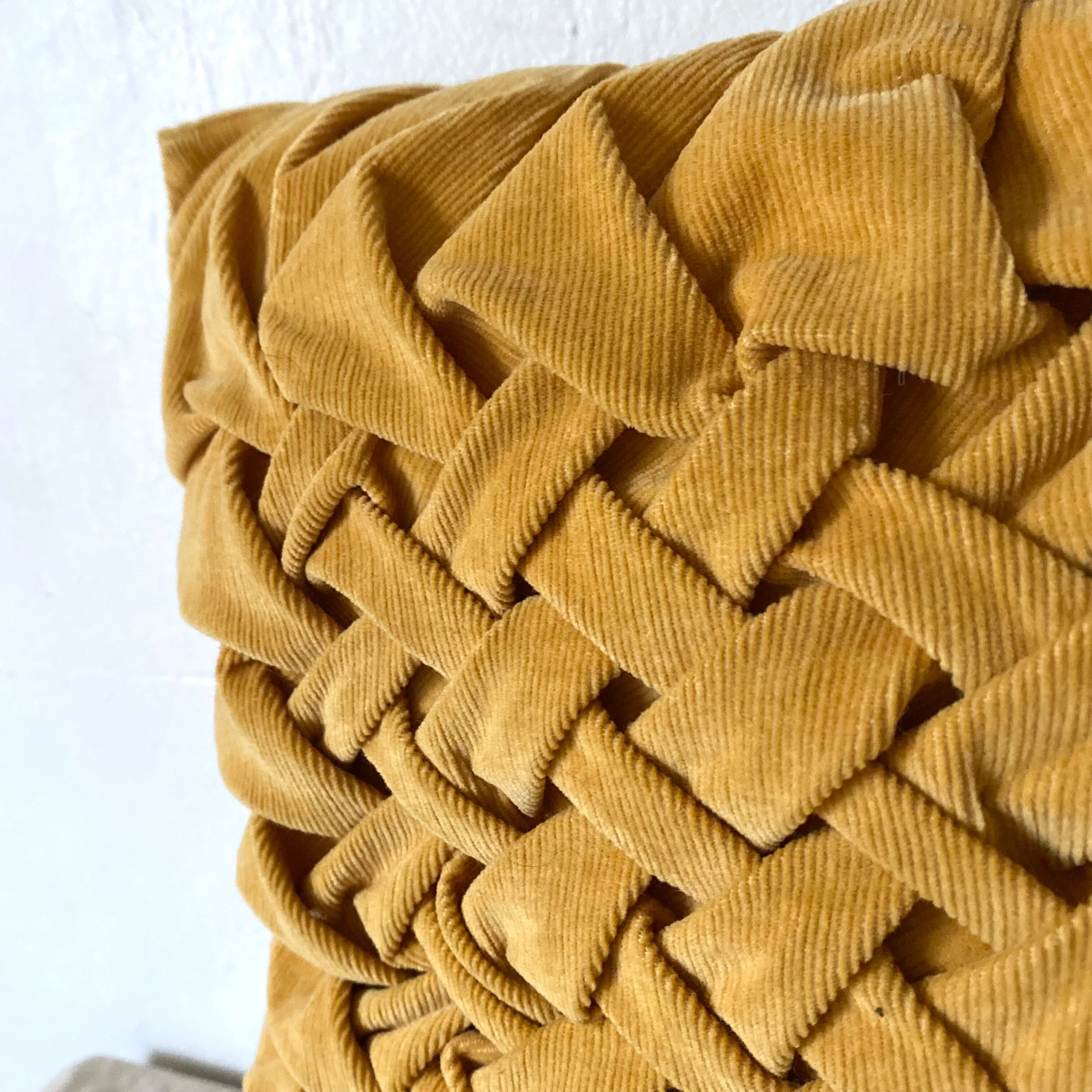 Coussin vintage velours plissé