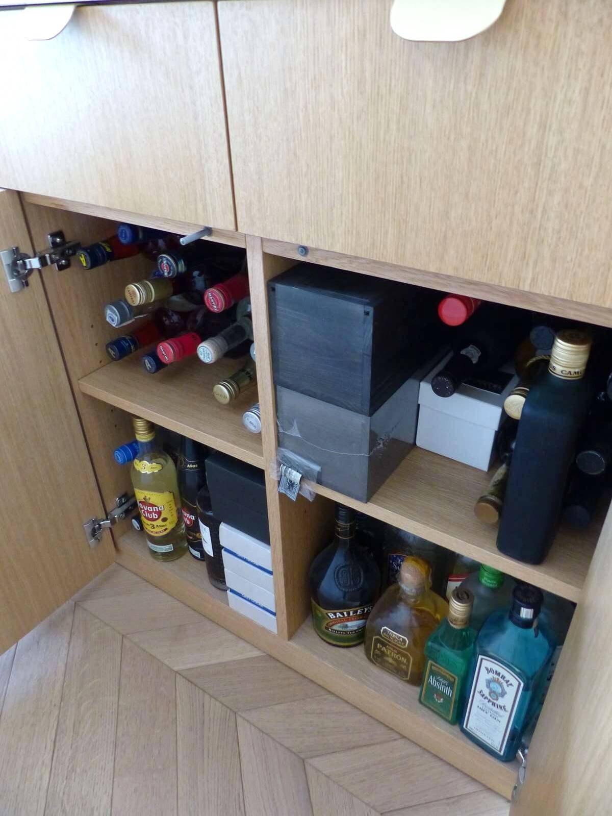 Contemporary bar in solid oak & double terrazzo top - Unique piece
