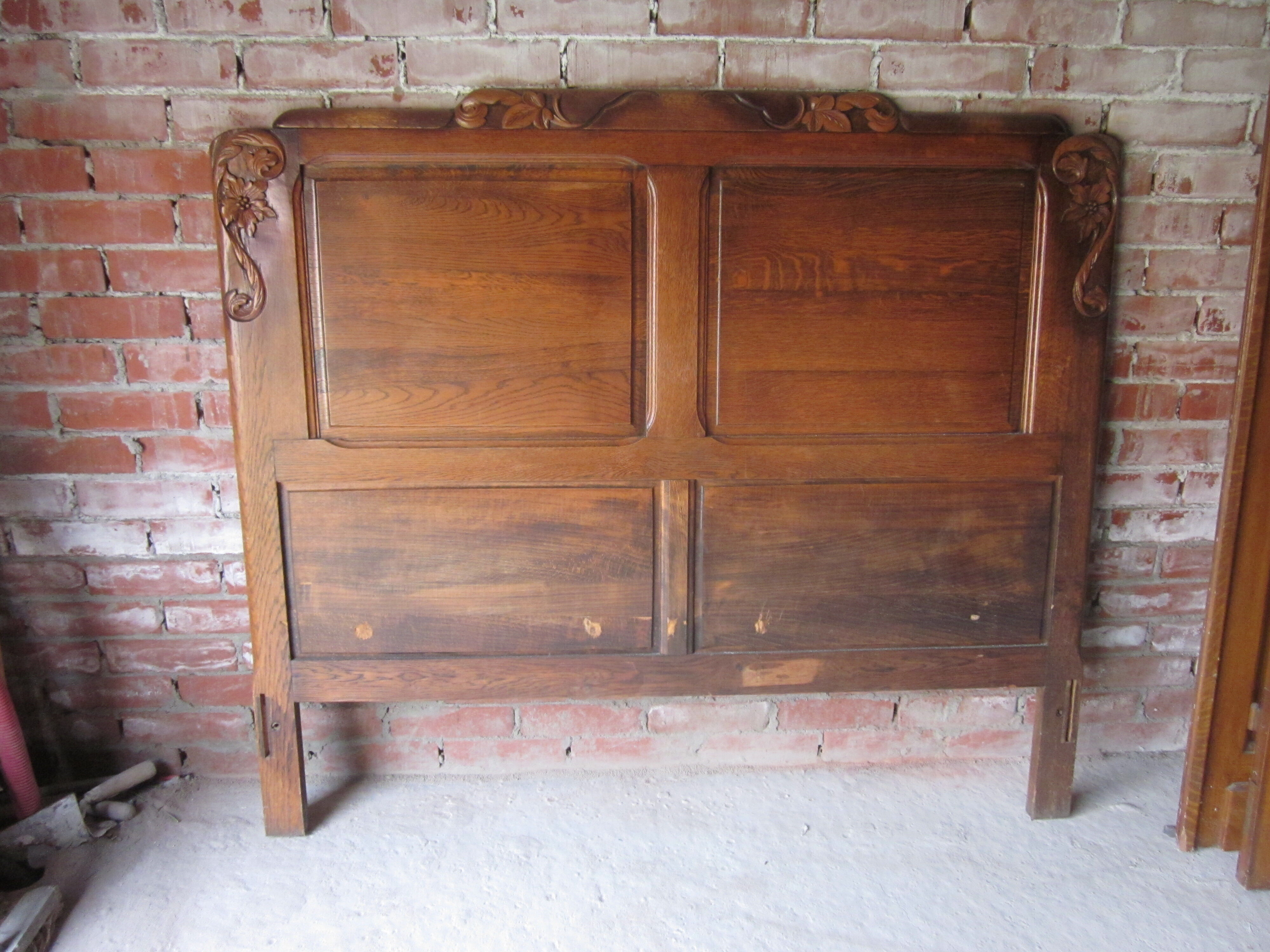Headboard in oak of the years 50