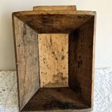 Ancienne auge en bois