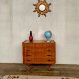 Vintage chest of drawers with 4 drawers handles bakelite feet spindle year 1960