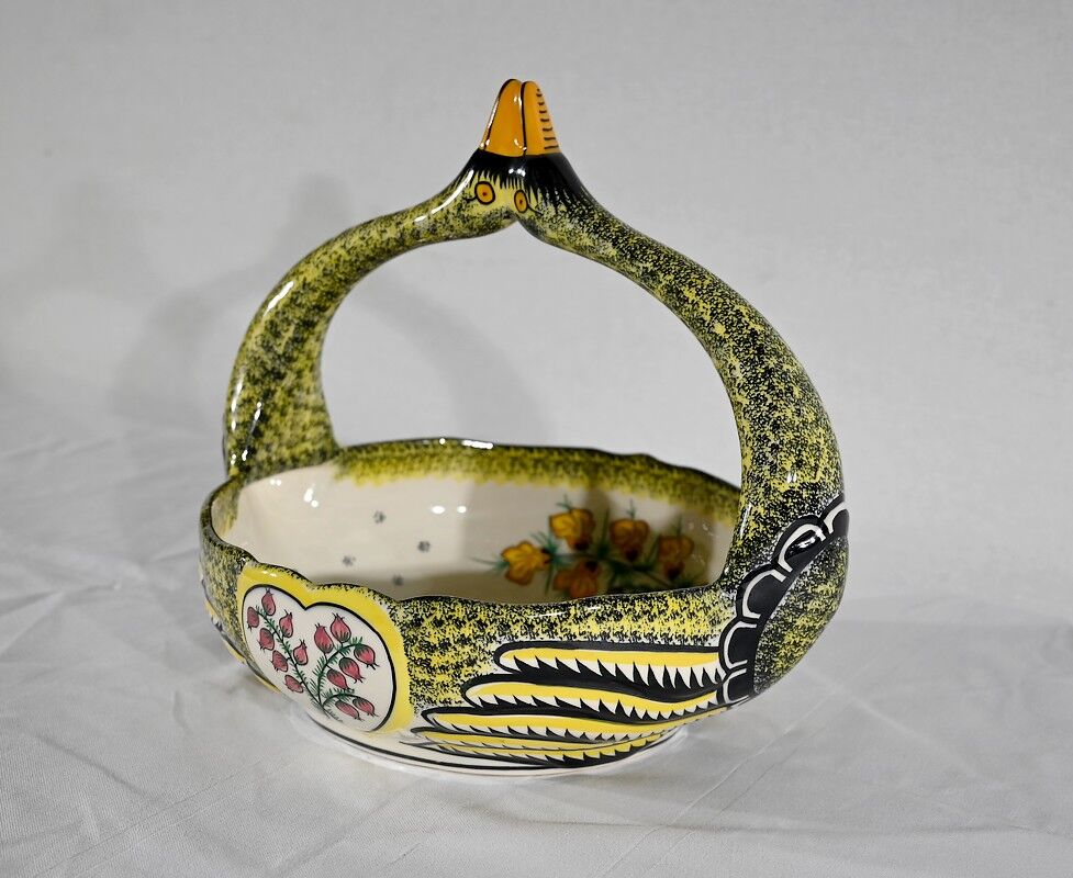 Earthenware basket, Manufacture Henriot Quimper – Mid-twentieth century