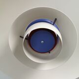 PH 5 hanging lamp designed by the world-famous Poul Henningsen.