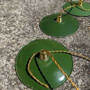 Vintage trio suspension lampshade in green and white enamelled metal.