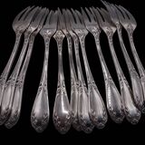 12 silver plated cake forks with case