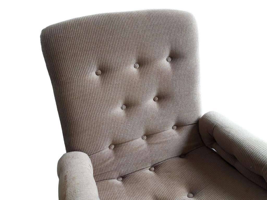 Set of 2 vintage westnofa style club armchairs