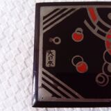 Small black lacquered box with Art Deco decor.Japan