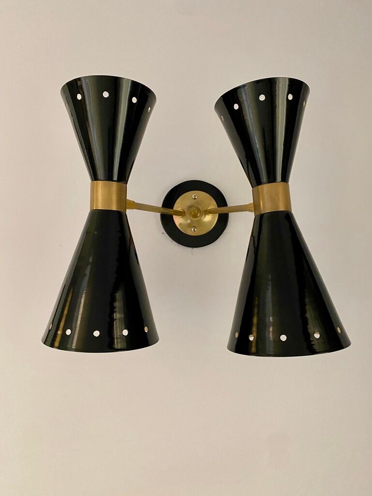 Wall sconce