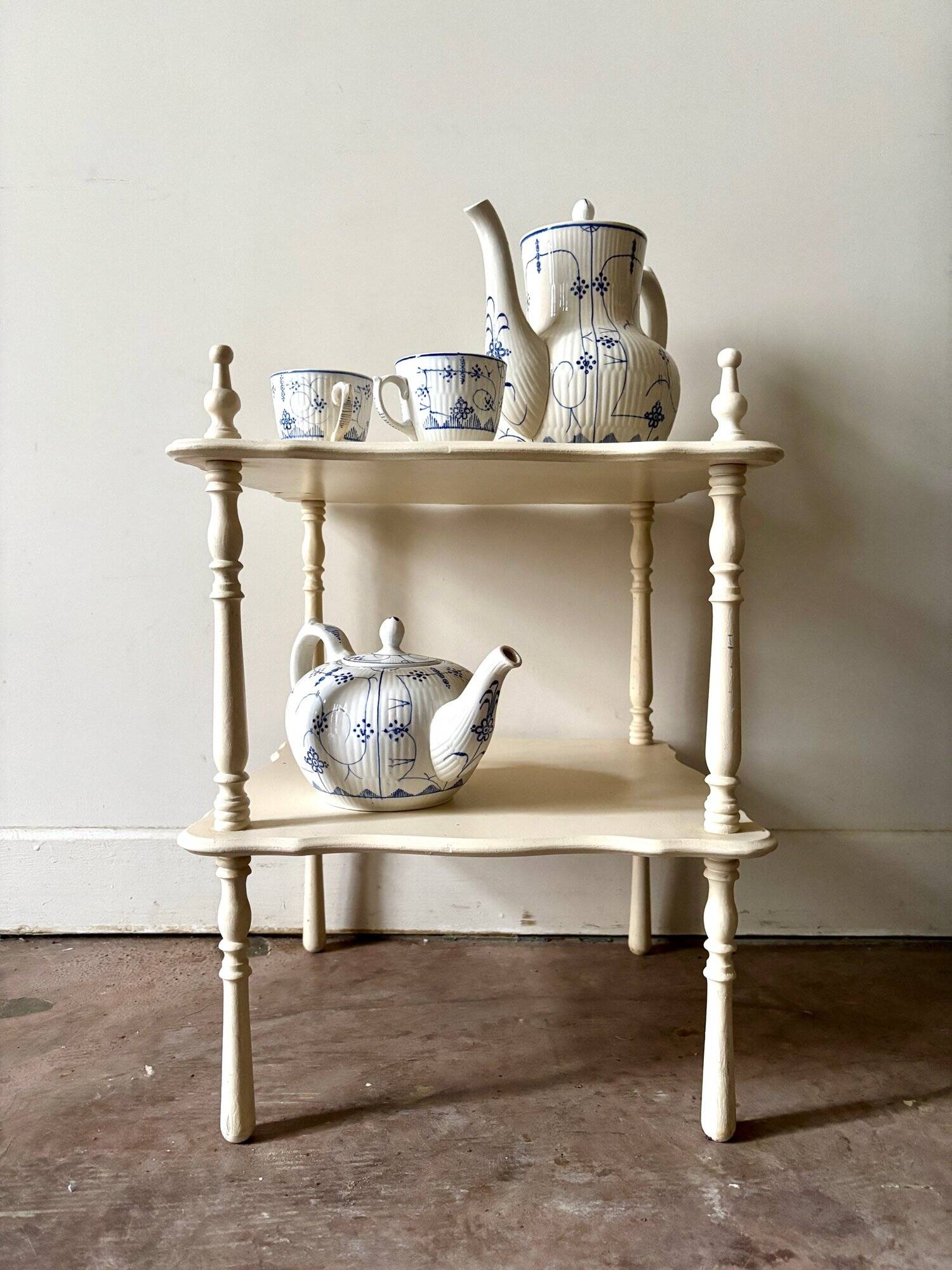 White turned wood side table, end table