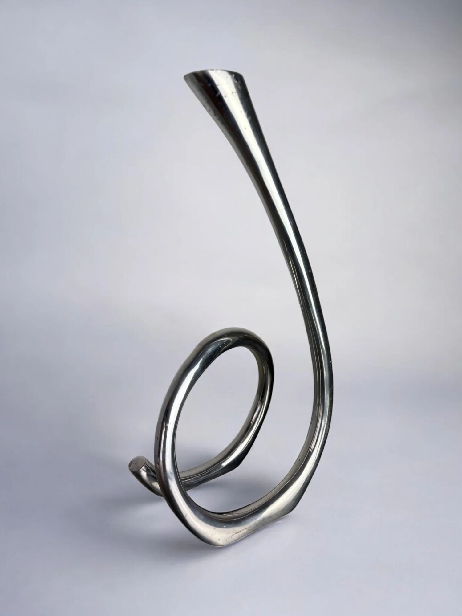 Bougeoir biomorphe XL, en aluminium massif, Espagne, 1970