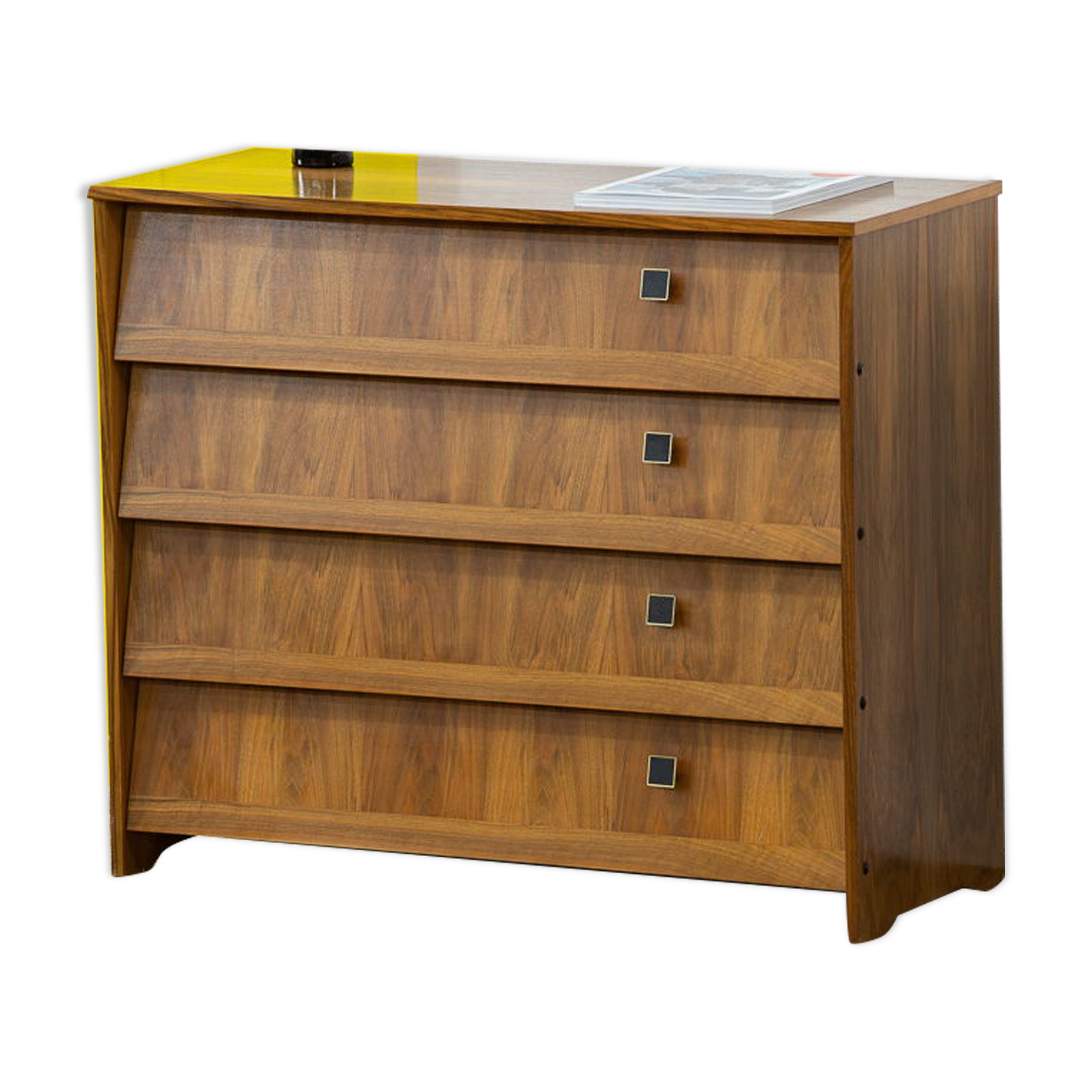 Scandinavian chest of drawers – 84.5 cm