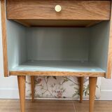 Vintage mizzle bedside table