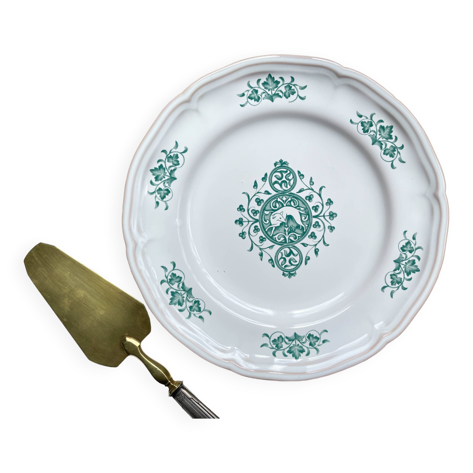 Vintage round dish from Gien Motton, made in France, 1980s, animal decor