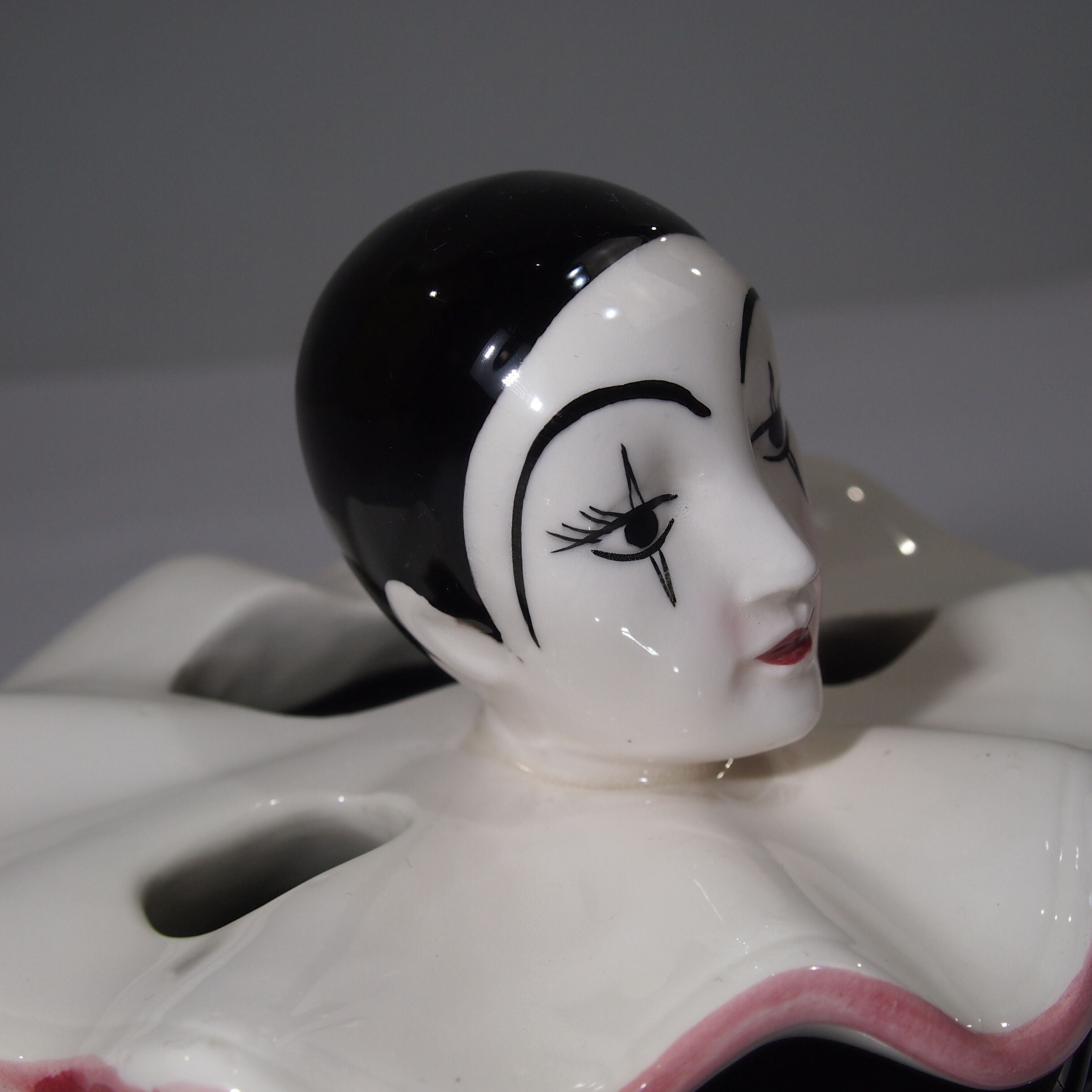 Pierrot earthenware /bathroom accessory/vintage